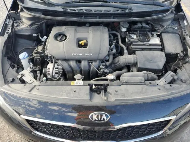 2017 KIA FORTE LX  