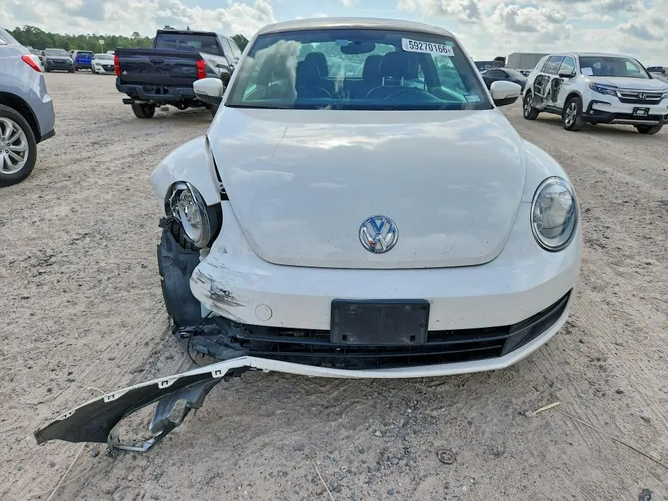 2013 VOLKSWAGEN BEETLE   