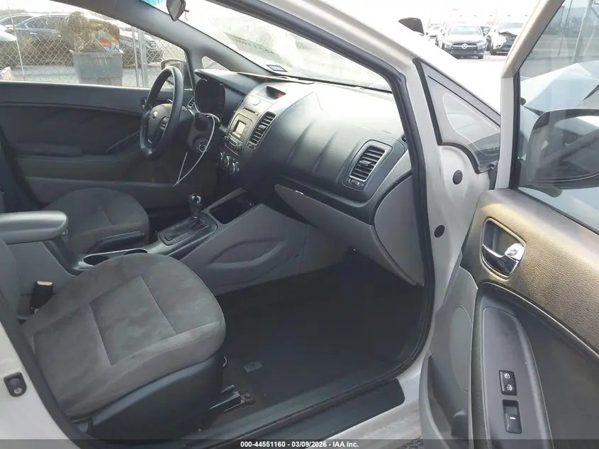 2014 KIA FORTE LX