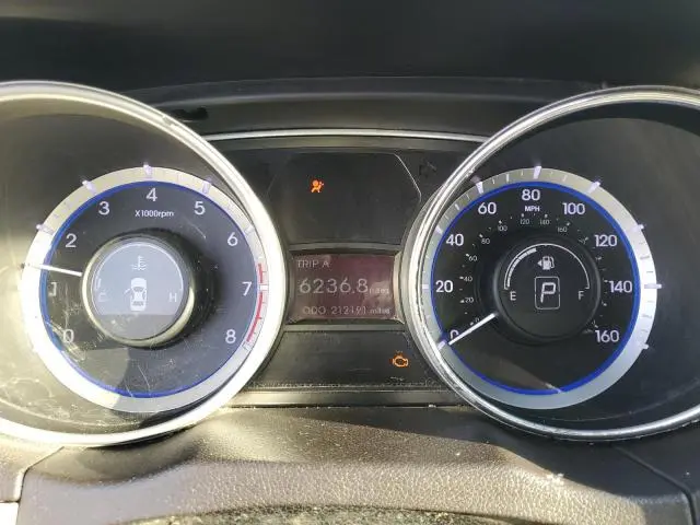 2011 HYUNDAI SONATA GLS  