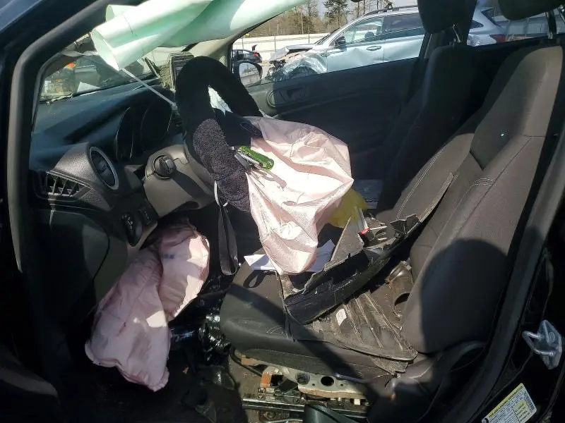 2018 FORD FIESTA SE  