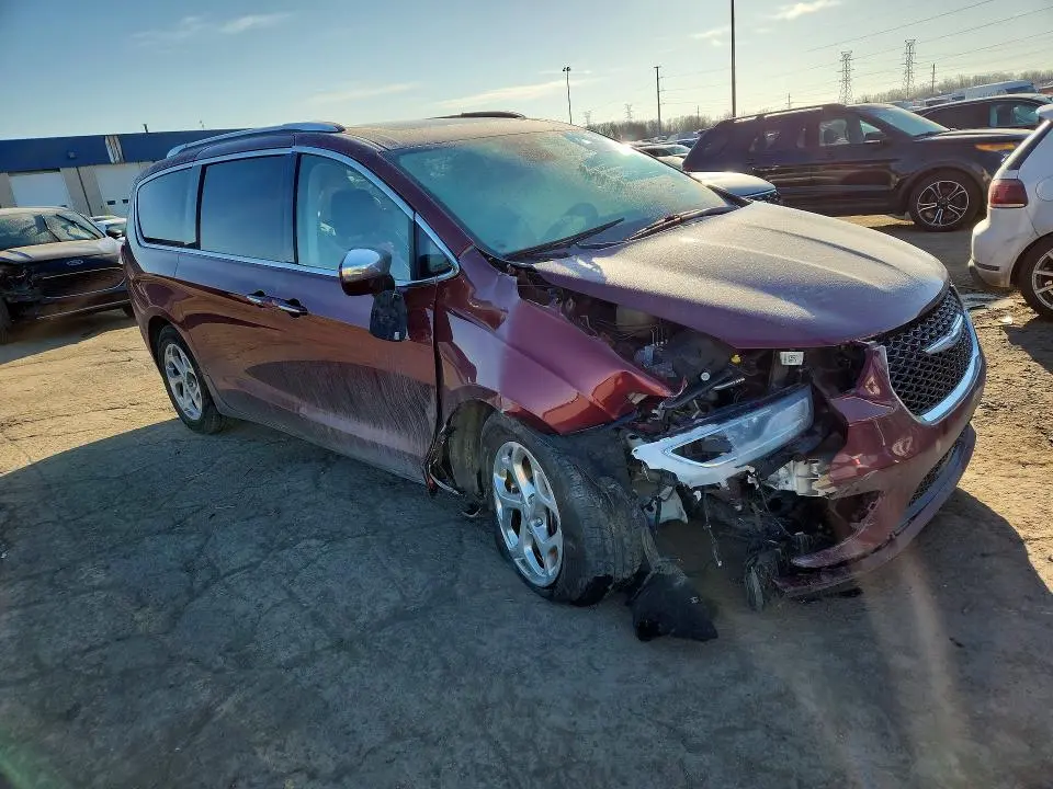 2021 CHRYSLER PACIFICA LIMITED  