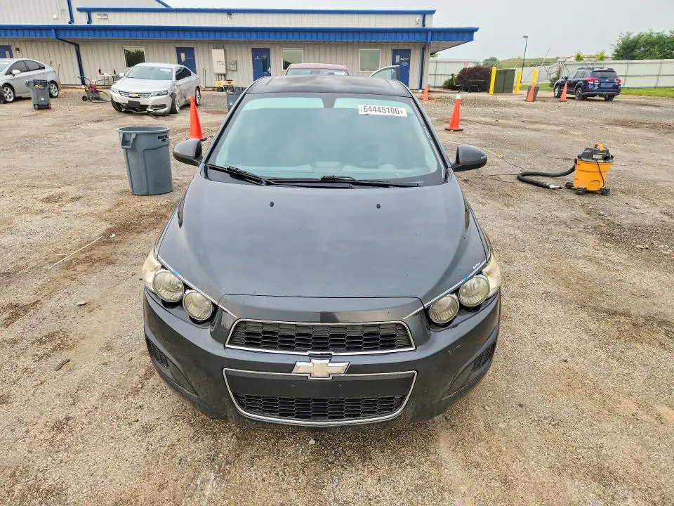 2015 CHEVROLET SONIC LT  