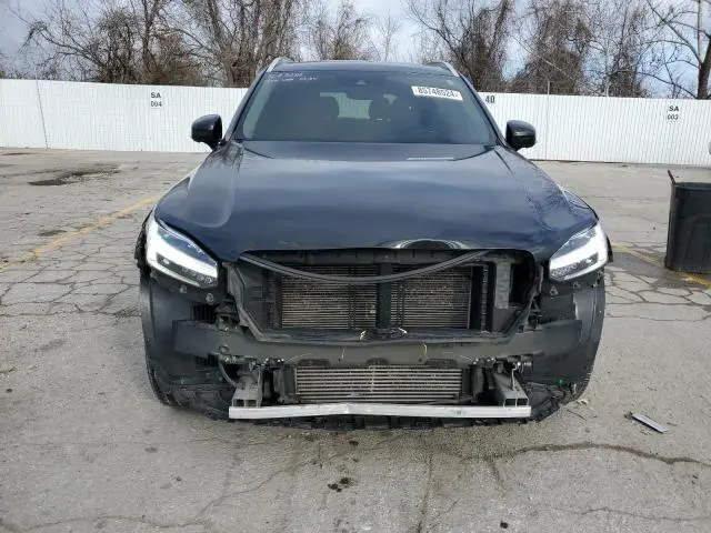 2017 VOLVO XC90 T6  