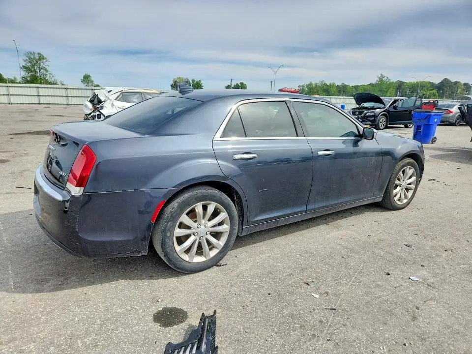 2018 CHRYSLER 300 LIMITED  