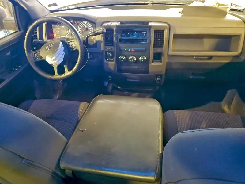 2012 DODGE RAM 1500 ST  