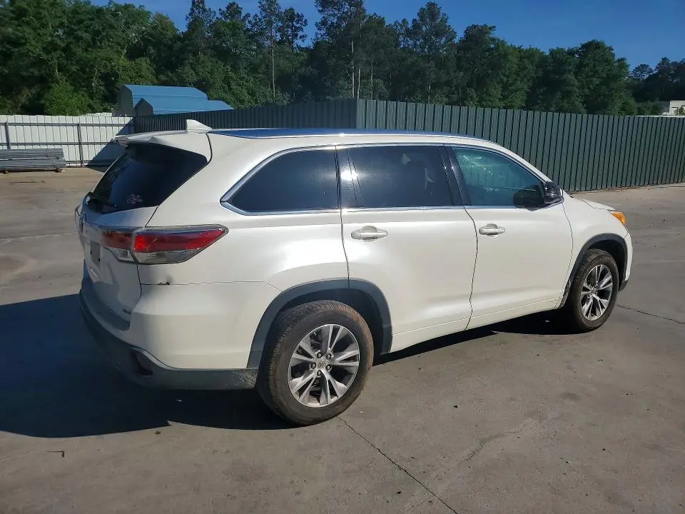 2014 TOYOTA HIGHLANDER XLE  