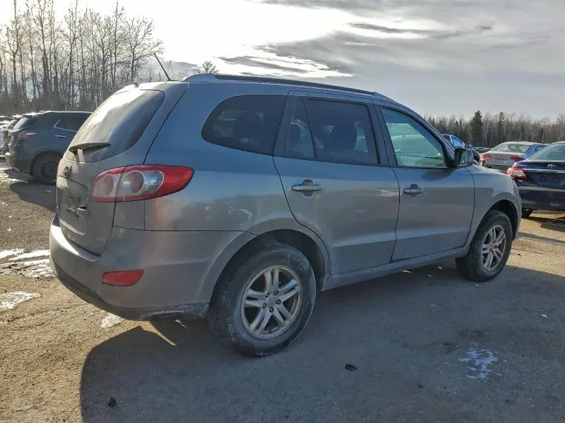 2012 HYUNDAI SANTA FE GLS  
