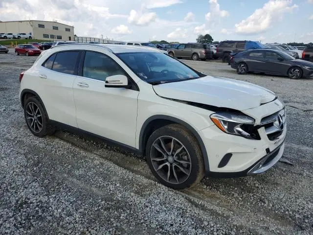 2017 MERCEDES-BENZ GLA 250  
