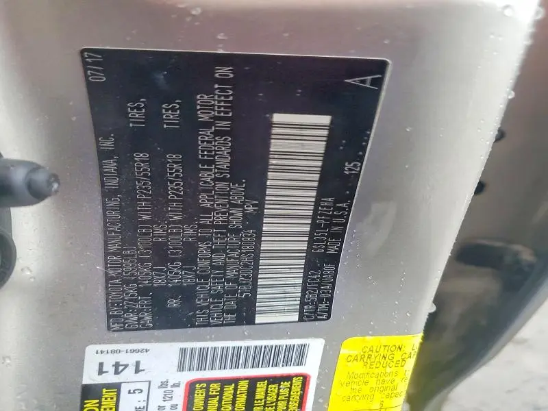 2017 TOYOTA SIENNA LE  