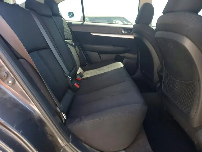 2010 SUBARU LEGACY 2.5I PREMIUM  