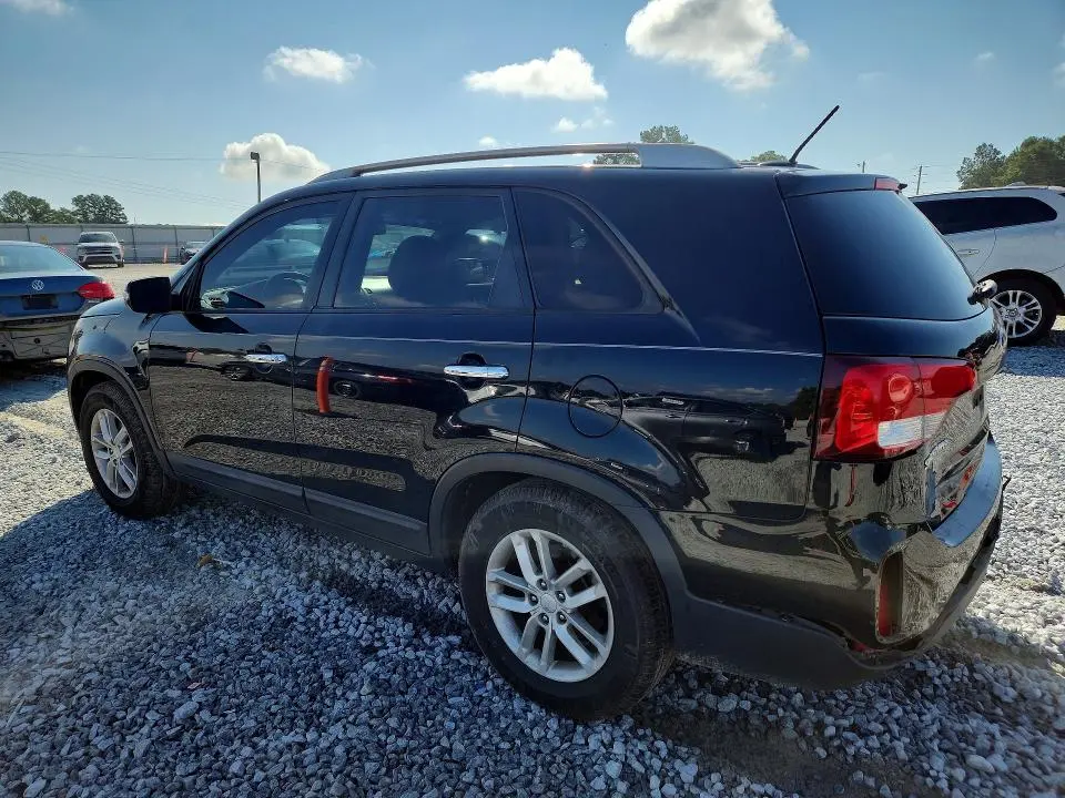 2015 KIA SORENTO LX  