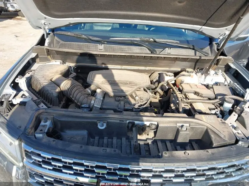 2022 GMC ACADIA AWD DENALI