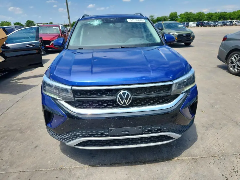 2022 VOLKSWAGEN TAOS SE  