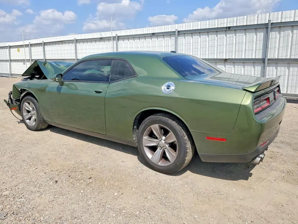 2020 DODGE CHALLENGER SXT  