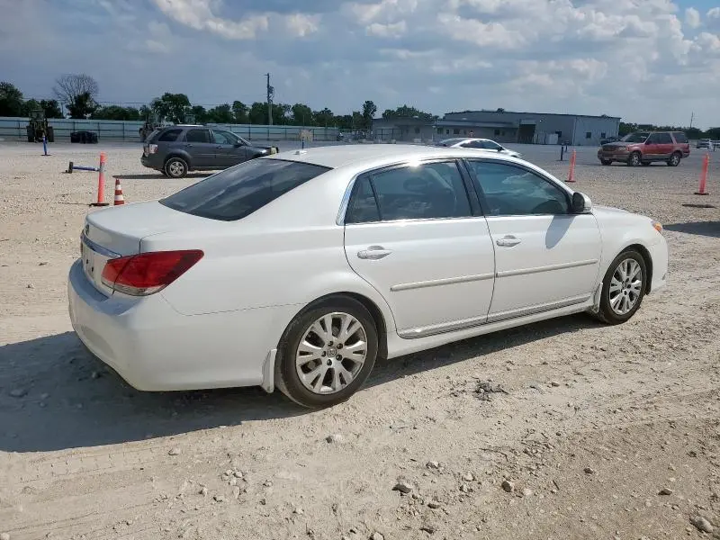 2011 TOYOTA AVALON BASE  