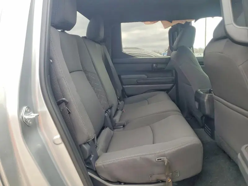 2024 TOYOTA TACOMA SR  