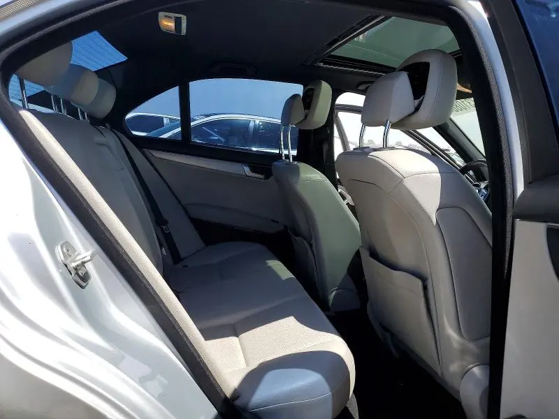2014 MERCEDES-BENZ C 250  