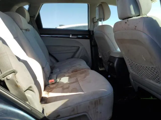 2014 KIA SORENTO LX  