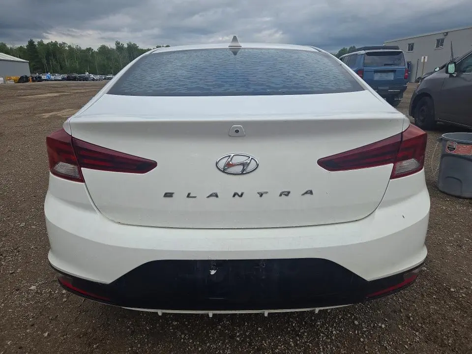 2019 HYUNDAI ELANTRA SEL  