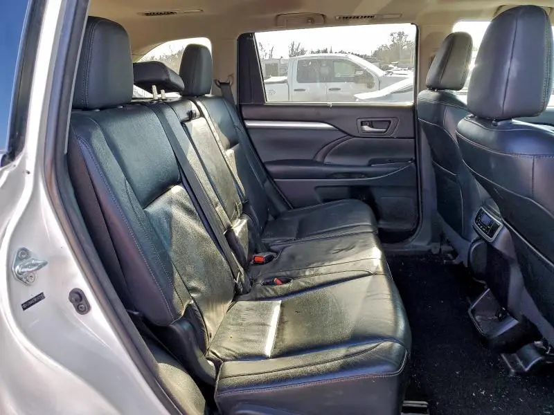 2014 TOYOTA HIGHLANDER XLE  