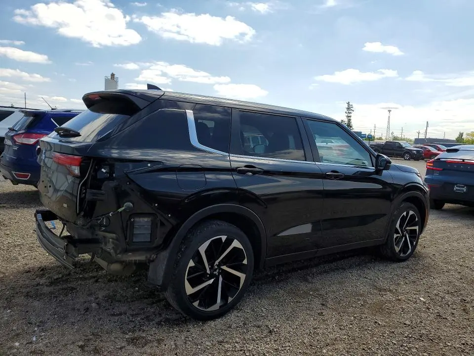 2024 MITSUBISHI OUTLANDER SE  
