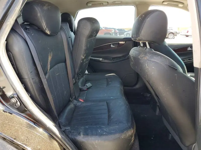 2016 INFINITI QX50 BASE  