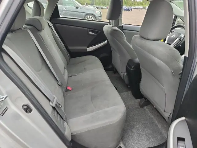 2012 TOYOTA PRIUS PLUG-IN   