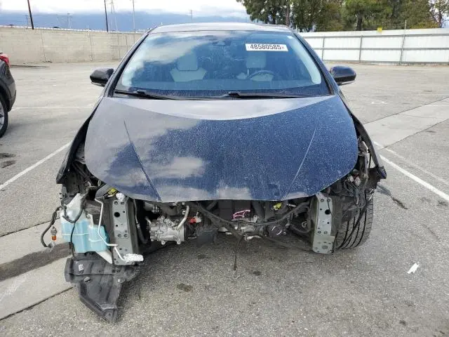 2017 TOYOTA PRIUS   