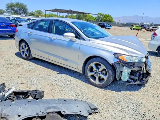 2015 FORD FUSION SE  
