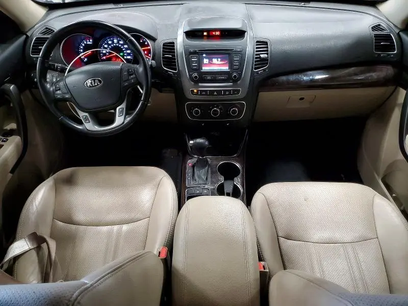 2015 KIA SORENTO LX  