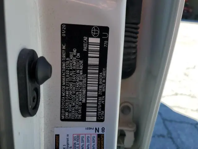 2020 TOYOTA C-HR XLE  