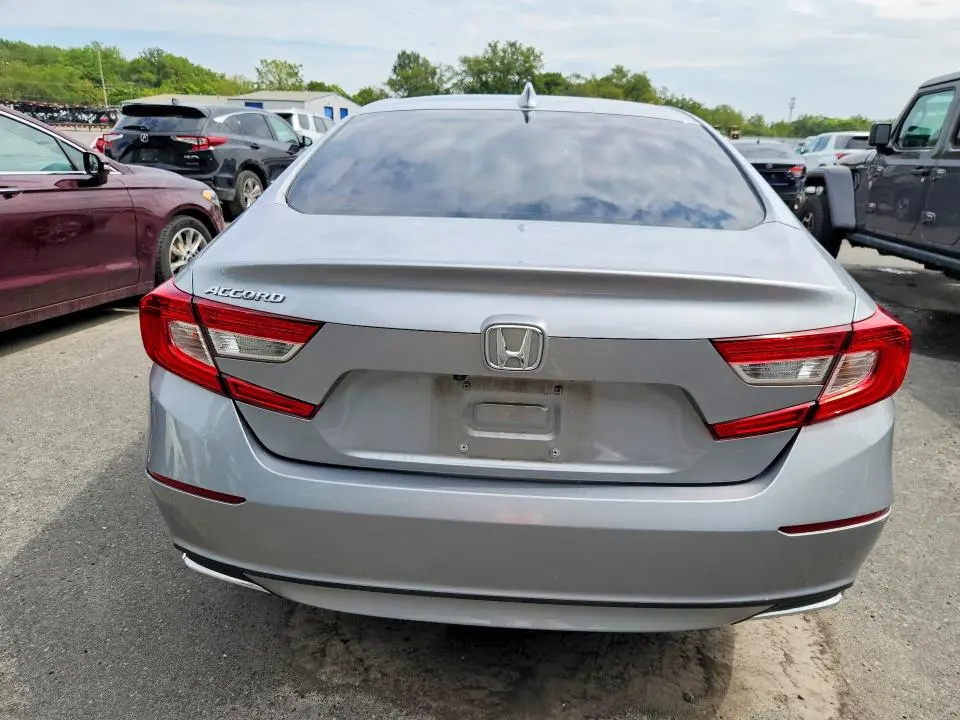2019 HONDA ACCORD LX  