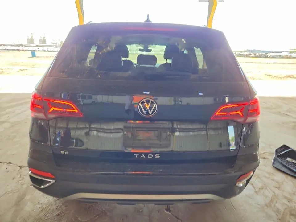 2023 VOLKSWAGEN TAOS SE  