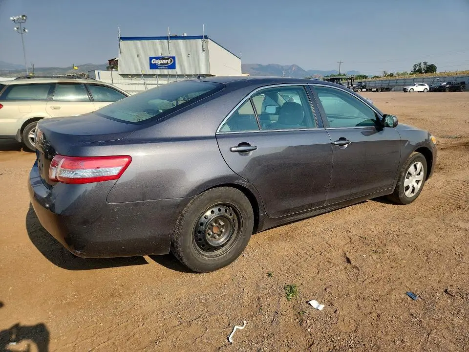 2011 TOYOTA CAMRY BASE  