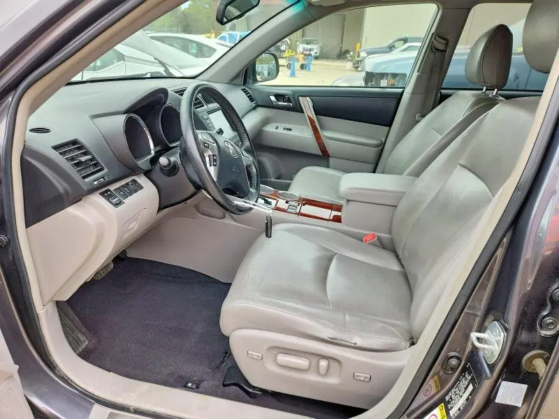 2012 TOYOTA HIGHLANDER LIMITED  