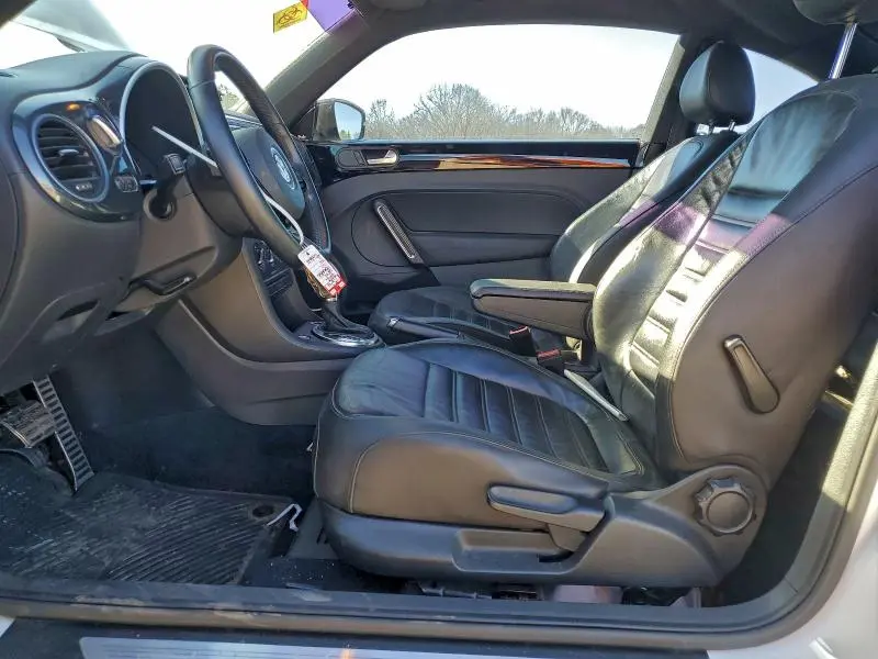 2012 VOLKSWAGEN BEETLE TURBO  