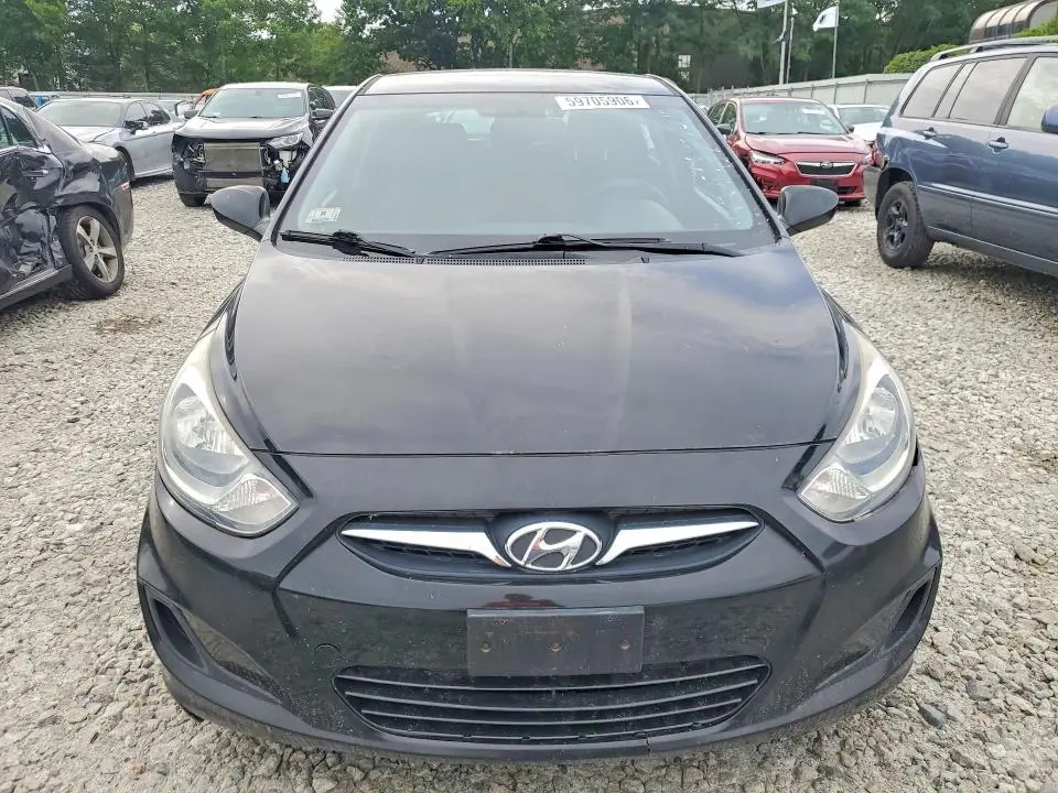2012 HYUNDAI ACCENT GS  