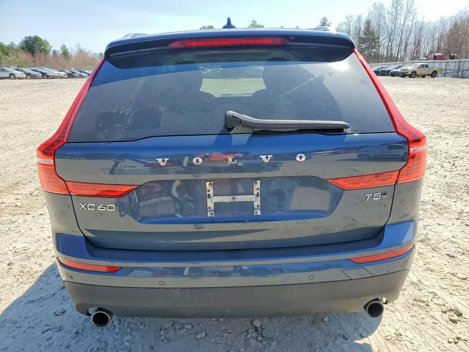 2019 VOLVO XC60 T5  