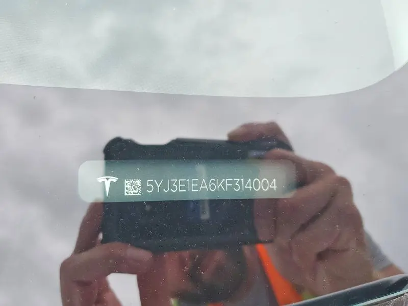 2019 TESLA MODEL 3   