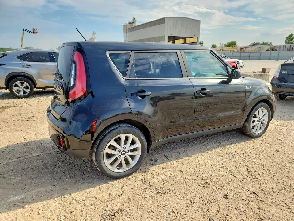 2018 KIA SOUL +  