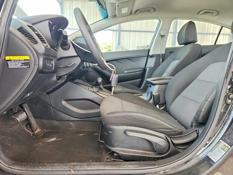2015 KIA FORTE LX  