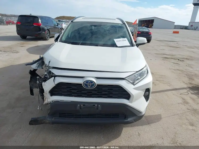 2021 TOYOTA RAV4 HYBRID XLE PREMIUM
