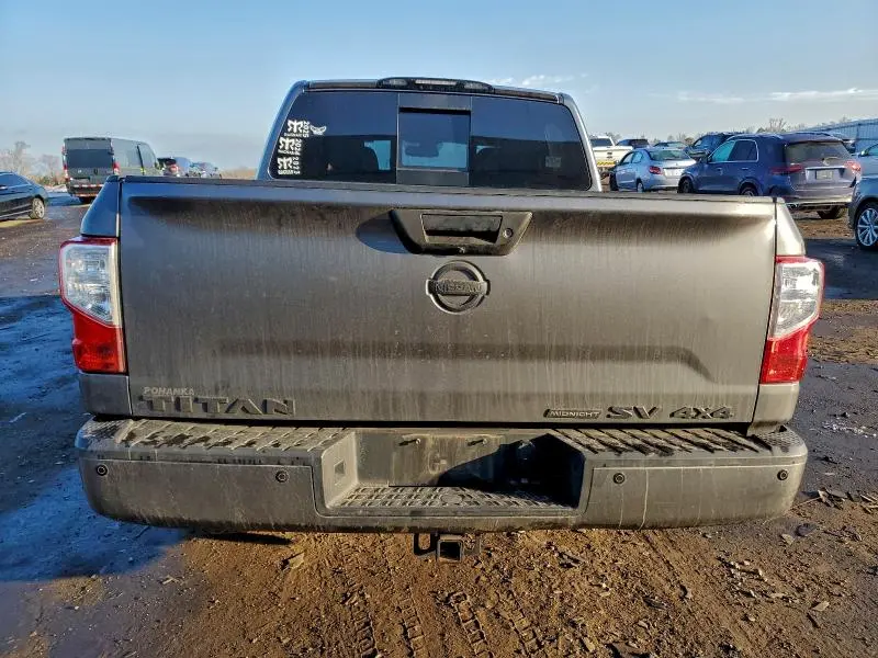 2019 NISSAN TITAN SV  