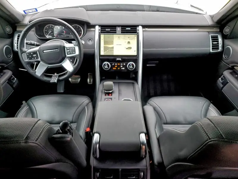 2023 LAND ROVER DISCOVERY METROPOLITAN EDITION  