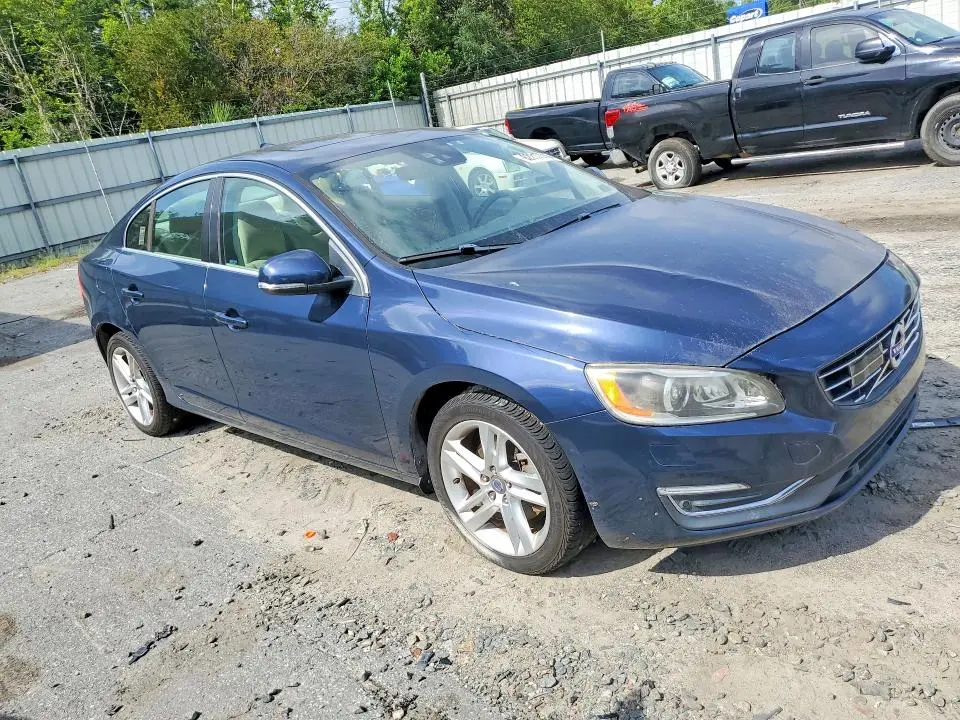 2015 VOLVO S60 PLATINUM  