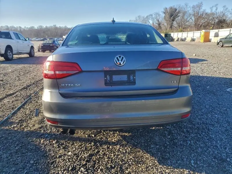 2015 VOLKSWAGEN JETTA SE  