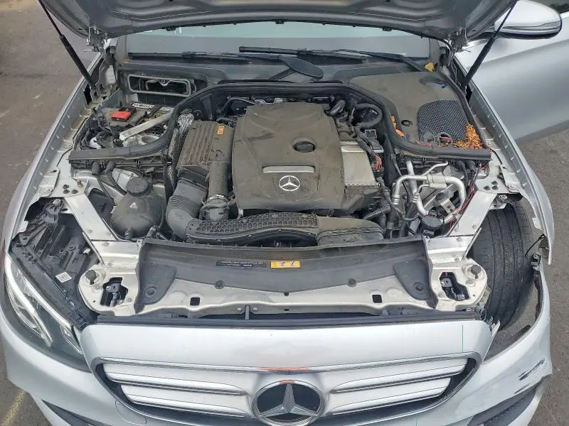 2017 MERCEDES-BENZ E 300  