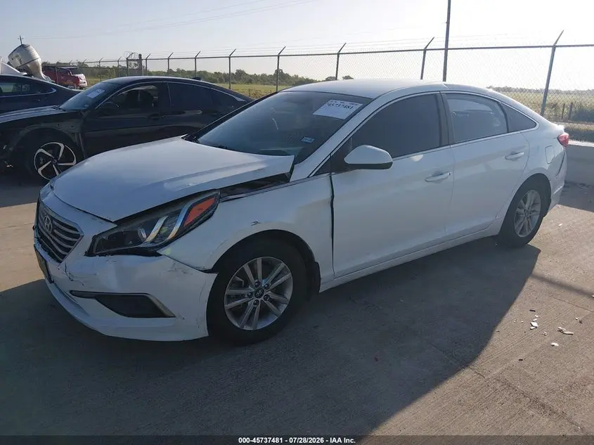 2016 HYUNDAI SONATA SE