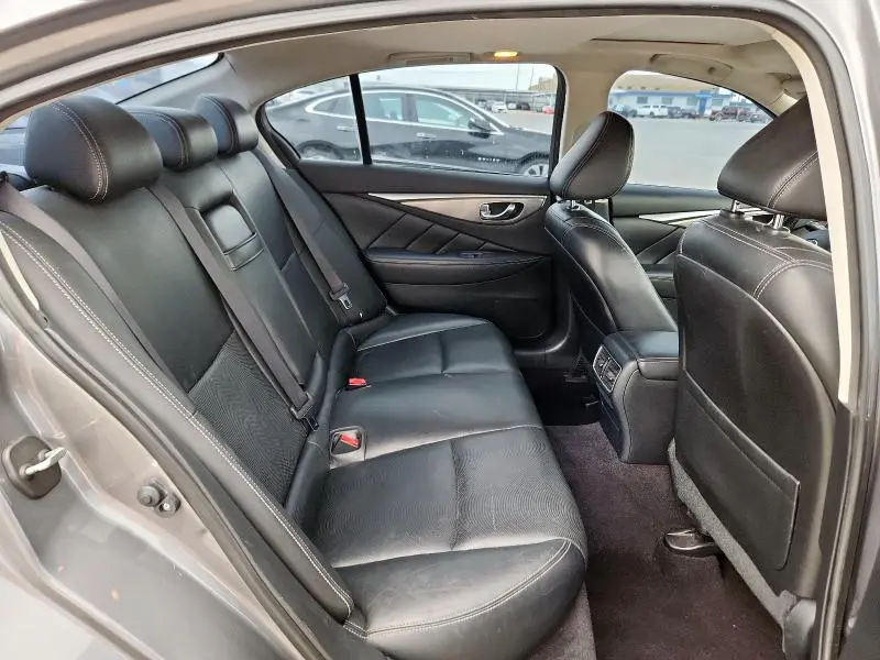 2015 INFINITI Q50 BASE  